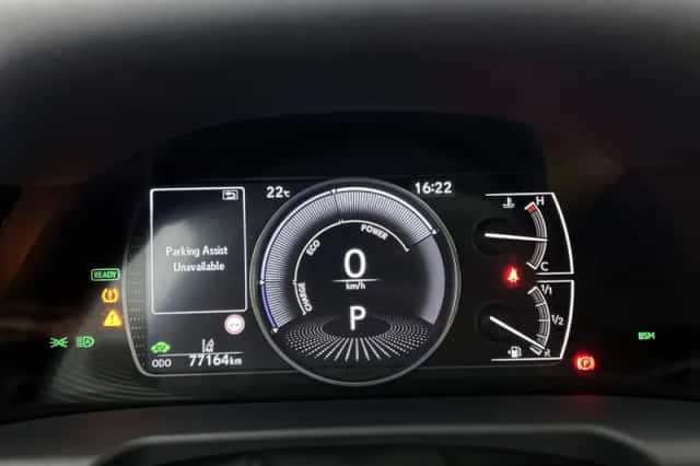 Lexus ES (2023) thumbnail 6