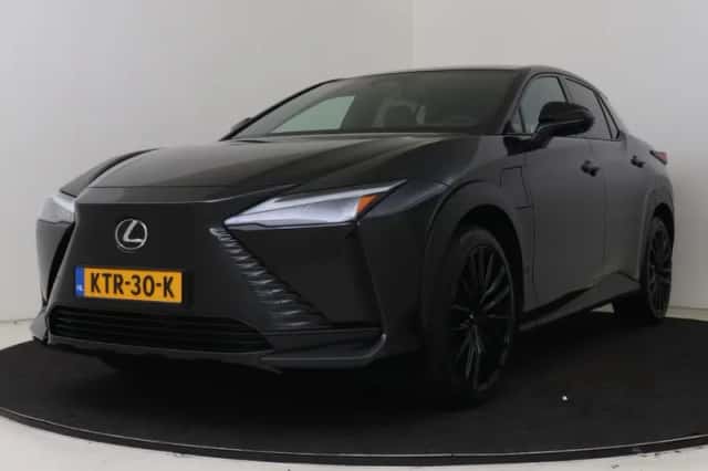 Lexus RZ (2026) thumbnail 1