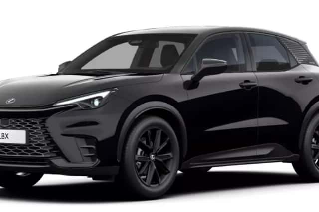 Lexus LBX (2026) thumbnail 1