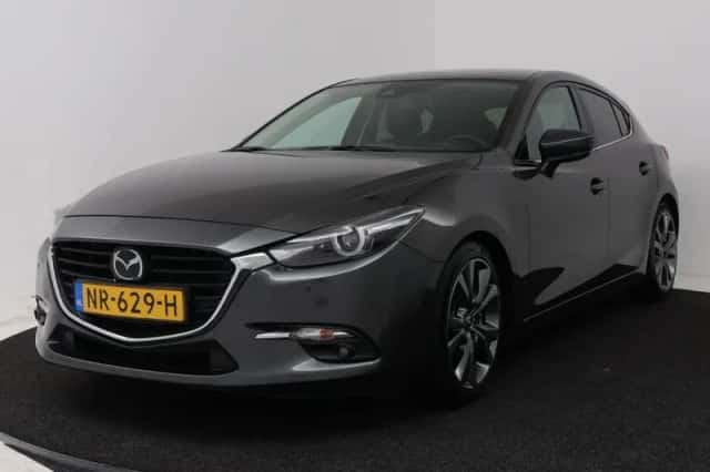 Mazda 3 (2017) thumbnail 1