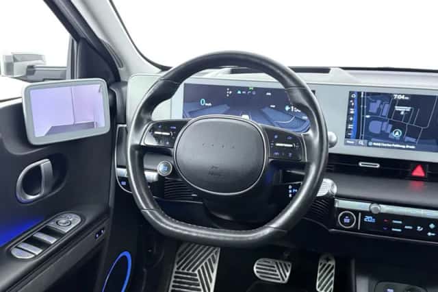 Hyundai Ioniq 5 (2023) thumbnail 6