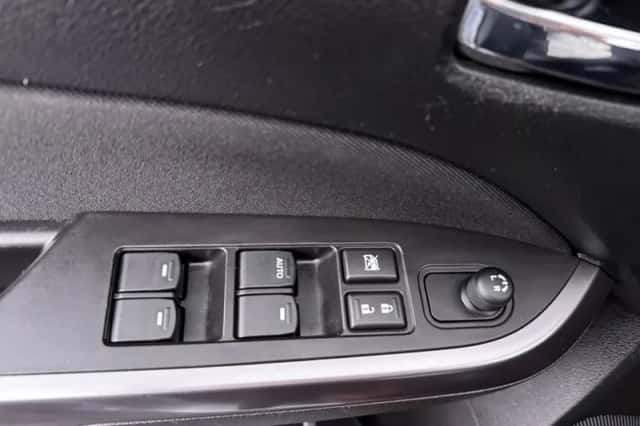 Suzuki Vitara (2020) thumbnail 4