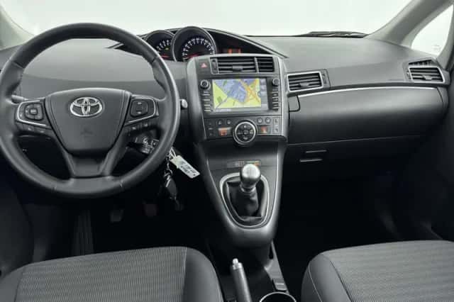 Toyota Verso (2017) thumbnail 6