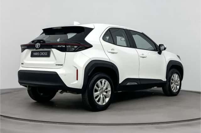 Toyota Yaris Cross (2023) thumbnail 2