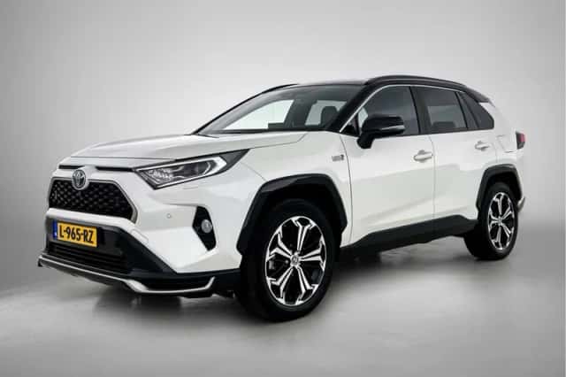 Toyota RAV4 (2021) thumbnail 1