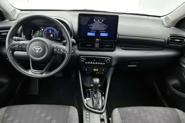 Toyota Yaris (2025) thumbnail 1