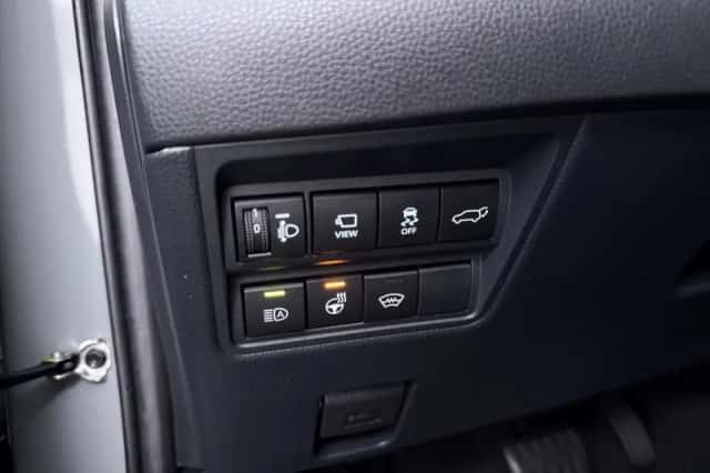 Toyota Yaris Cross (2024) thumbnail 5