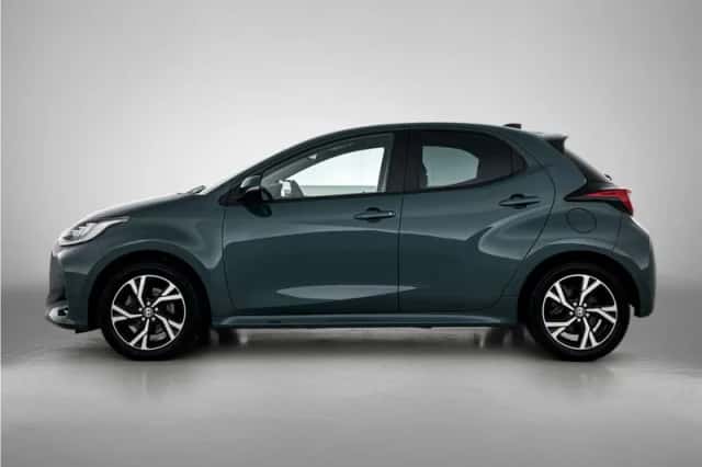 Toyota Yaris (2025) thumbnail 3