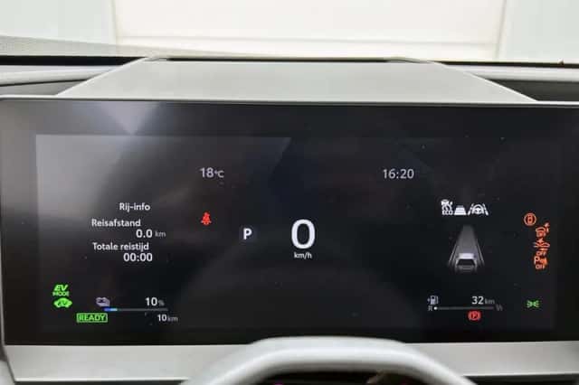 Toyota RAV4 (2026) thumbnail 5