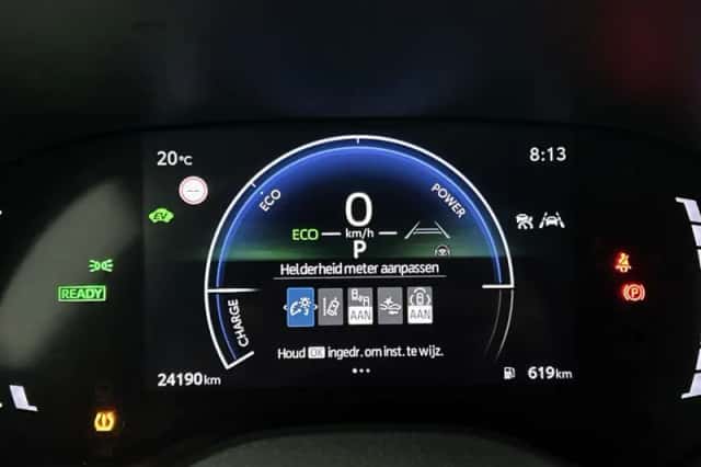 Toyota Yaris Cross (2025) thumbnail 5