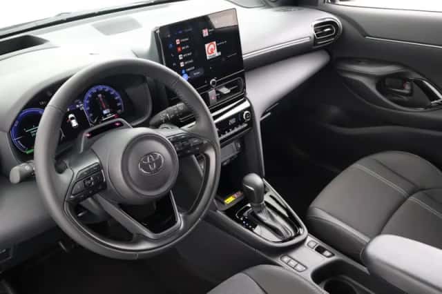 Toyota Yaris Cross (2026) thumbnail 4