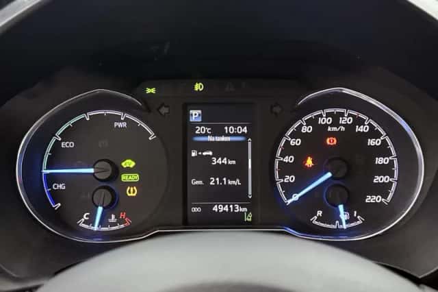 Toyota Yaris (2017) thumbnail 5