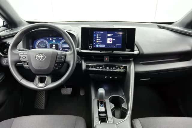 Toyota C-HR (2024) thumbnail 4