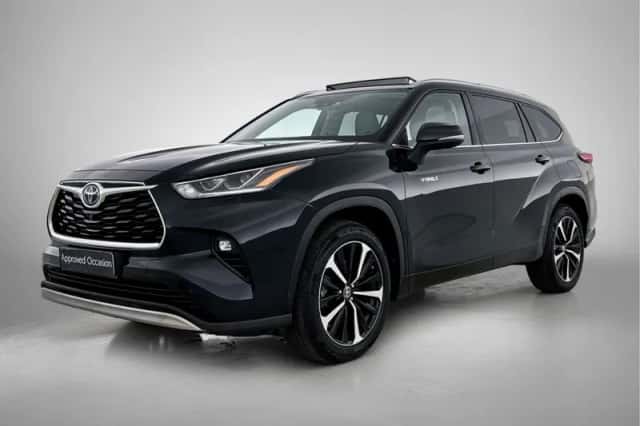 Toyota Highlander (2021) thumbnail 1