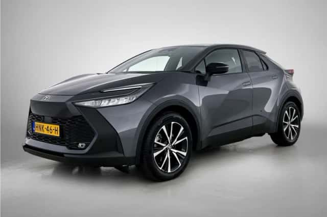 Toyota C-HR (2025) thumbnail 1