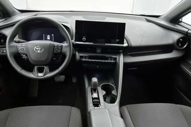 Toyota C-HR (2025) thumbnail 4