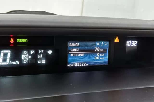 Toyota Prius (2016) thumbnail 6