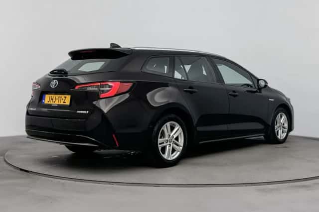 Toyota Corolla_Touring_Sports (2020) thumbnail 2