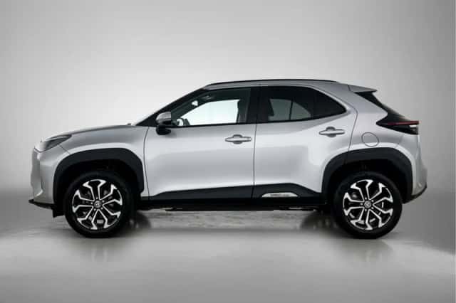 Toyota Yaris Cross (2025) thumbnail 3