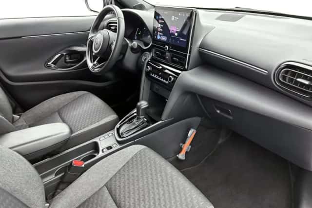 Toyota Yaris Cross (2025) thumbnail 6