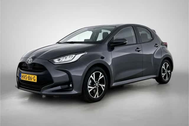 Toyota Yaris (2025) thumbnail 1