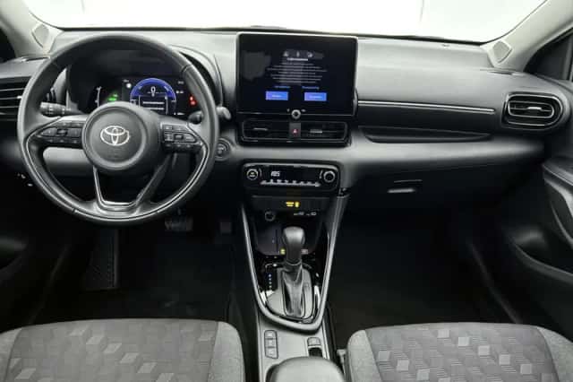 Toyota Yaris (2025) thumbnail 4