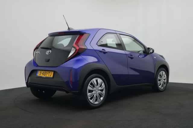 Toyota Aygo (2024) thumbnail 2