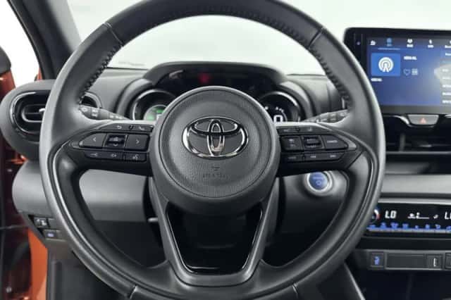 Toyota Yaris (2023) thumbnail 6