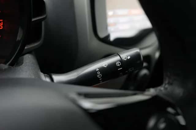 Toyota Aygo (2015) thumbnail 4