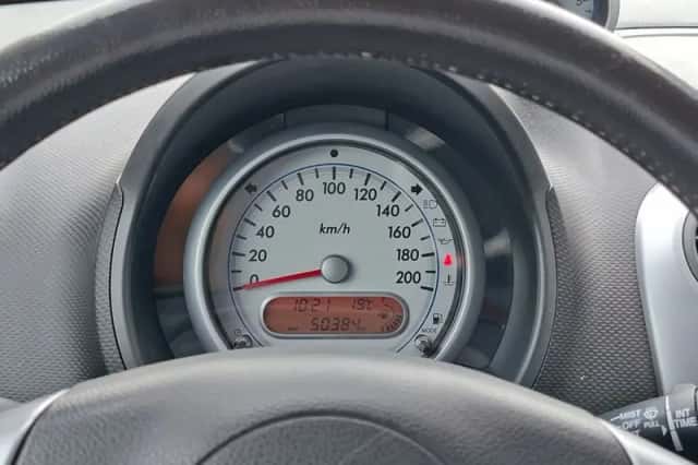 Suzuki Splash (2011) thumbnail 6