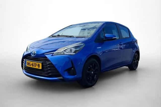 Toyota Yaris (2017) thumbnail 1