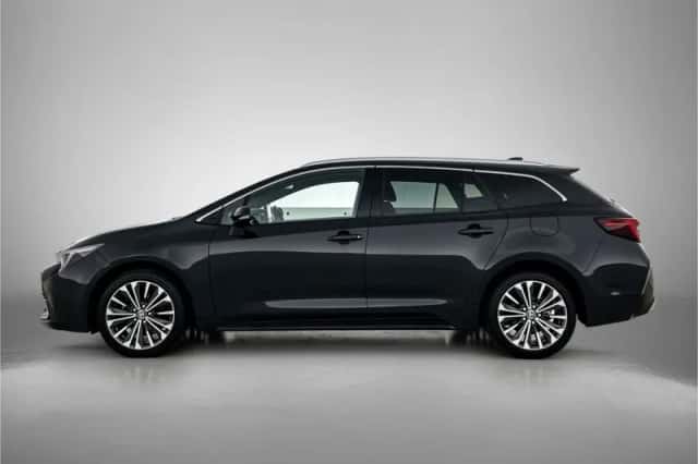 Toyota Corolla (2025) thumbnail 3