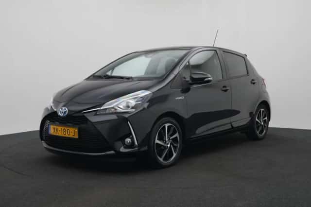 Toyota Yaris (2019) thumbnail 1
