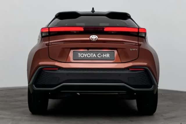 Toyota C-HR (2026) thumbnail 6