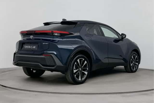 Toyota C-HR (2026) thumbnail 6