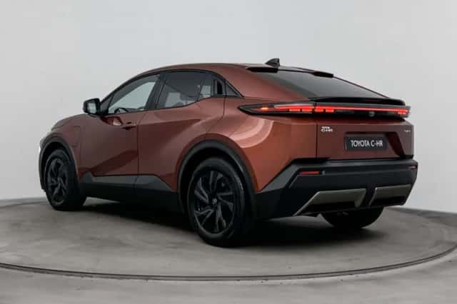 Toyota C-HR+ (2026) thumbnail 3