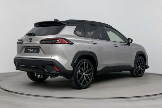 Toyota Corolla Cross (2026) thumbnail 2