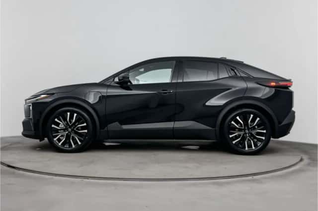 Toyota C-HR+ (2026) thumbnail 2