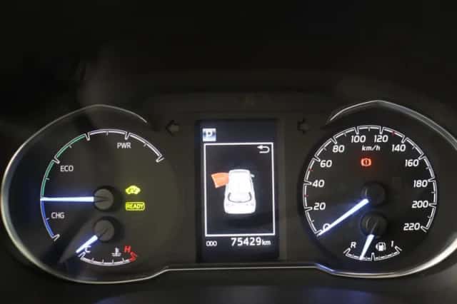 Toyota Yaris (2019) thumbnail 5