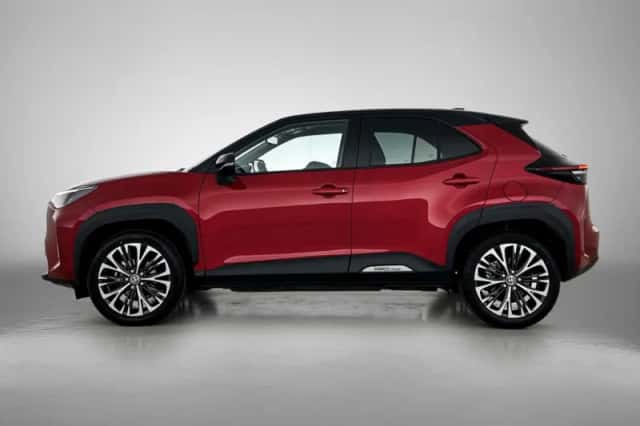 Toyota Yaris Cross (2022) thumbnail 3