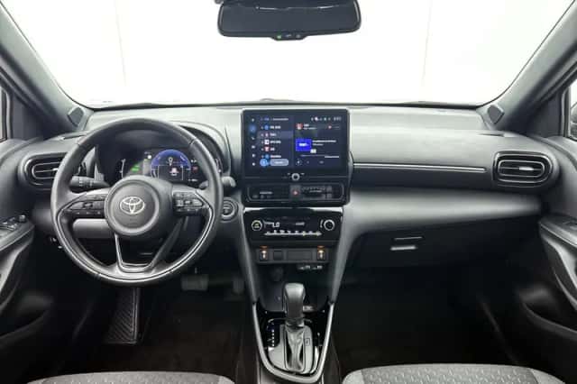 Toyota Yaris Cross (2025) thumbnail 4