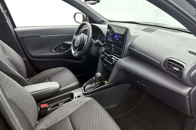 Toyota Yaris Cross (2025) thumbnail 6