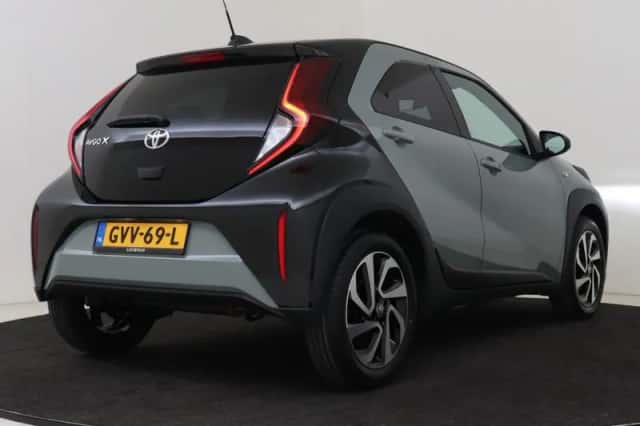 Toyota Aygo (2024) thumbnail 2