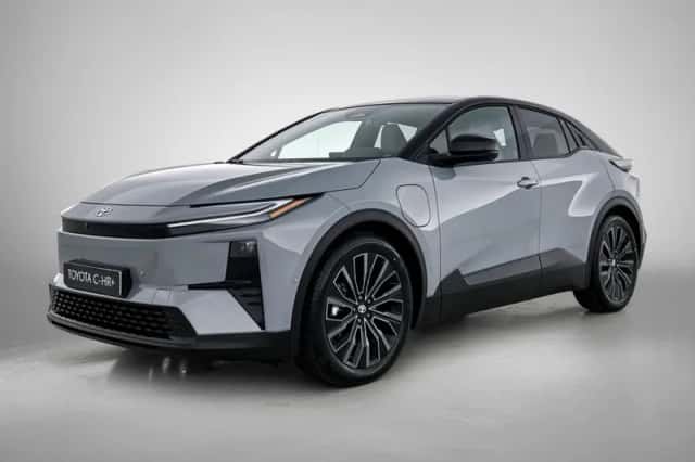 Toyota C-HR+ (2026) thumbnail 2