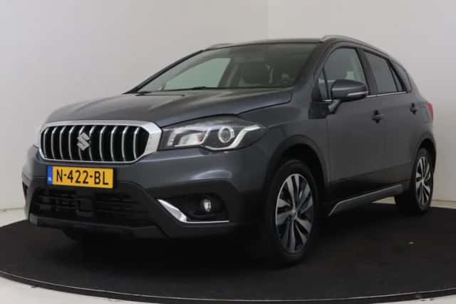 Suzuki S-Cross (2021) thumbnail 1