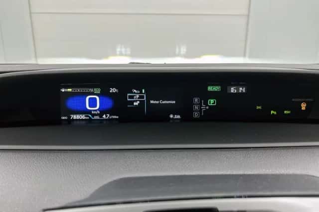Toyota Prius (2019) thumbnail 5