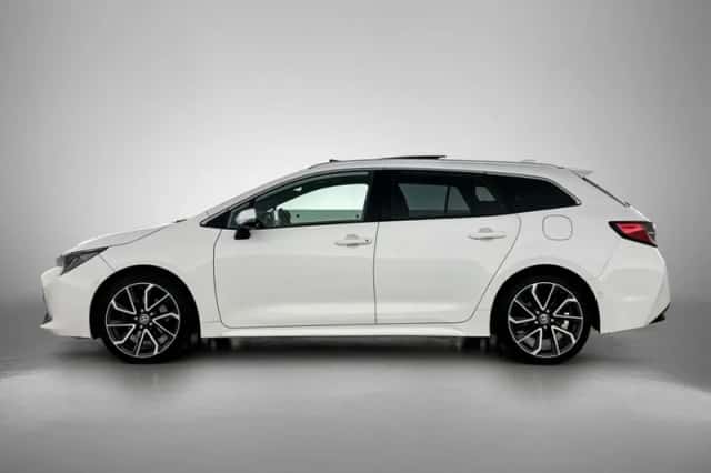 Toyota Corolla_Touring_Sports (2022) thumbnail 3