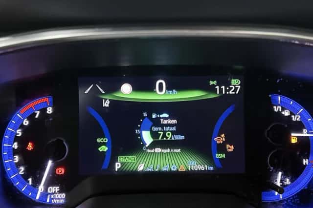 Toyota Corolla_Touring_Sports (2022) thumbnail 6