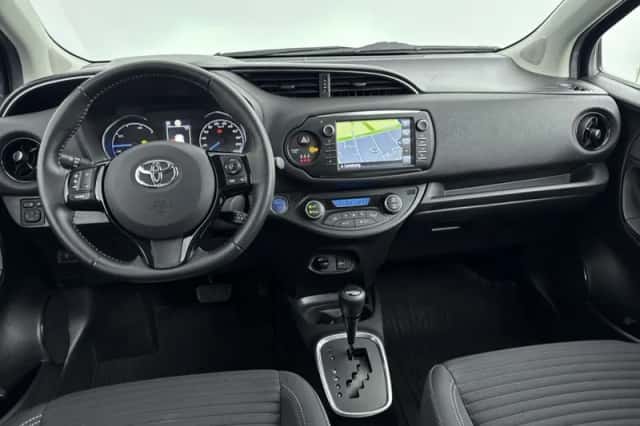 Toyota Yaris (2019) thumbnail 4