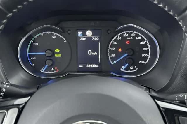 Toyota Yaris (2019) thumbnail 5